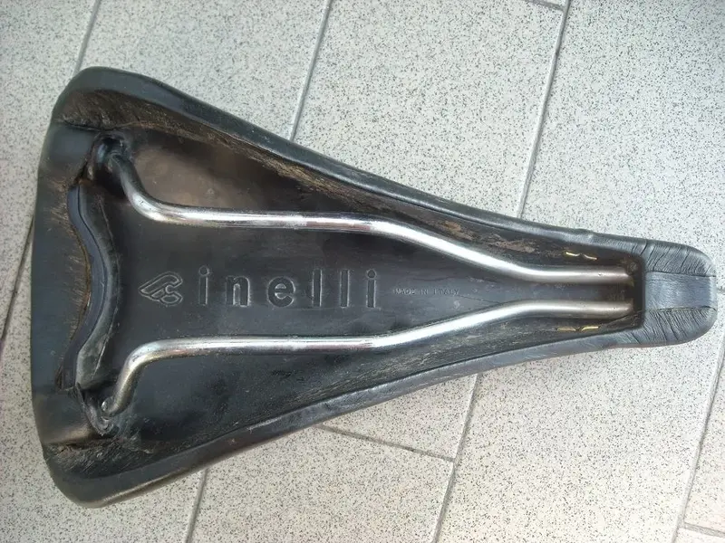 cinelli vertical saddle_06.webp
