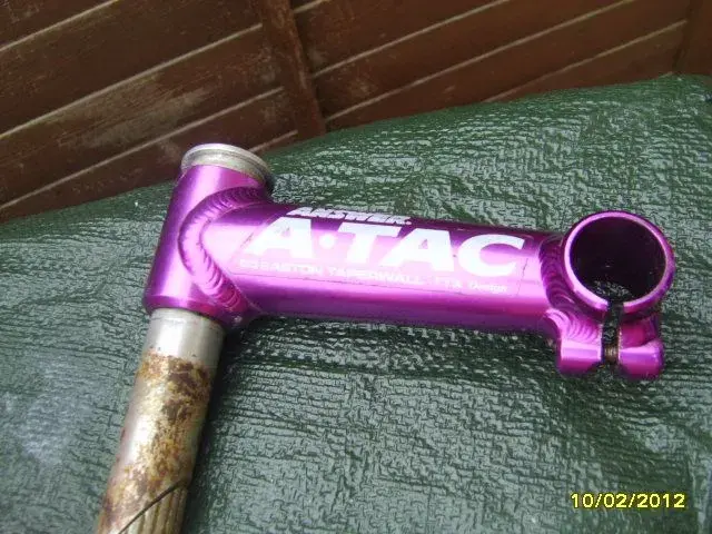 SV200908.webp