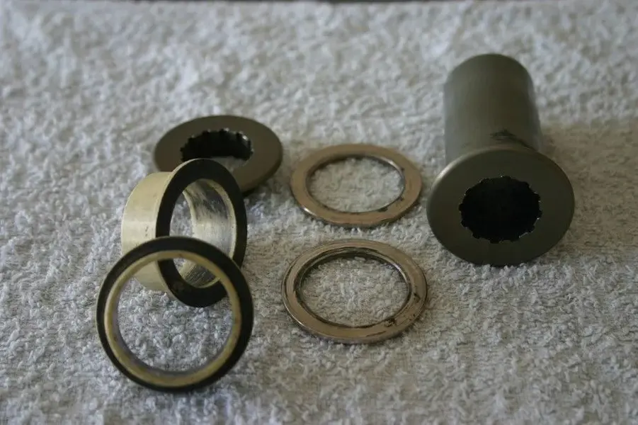 IMG_7821-SuspensionCrankParts2.webp