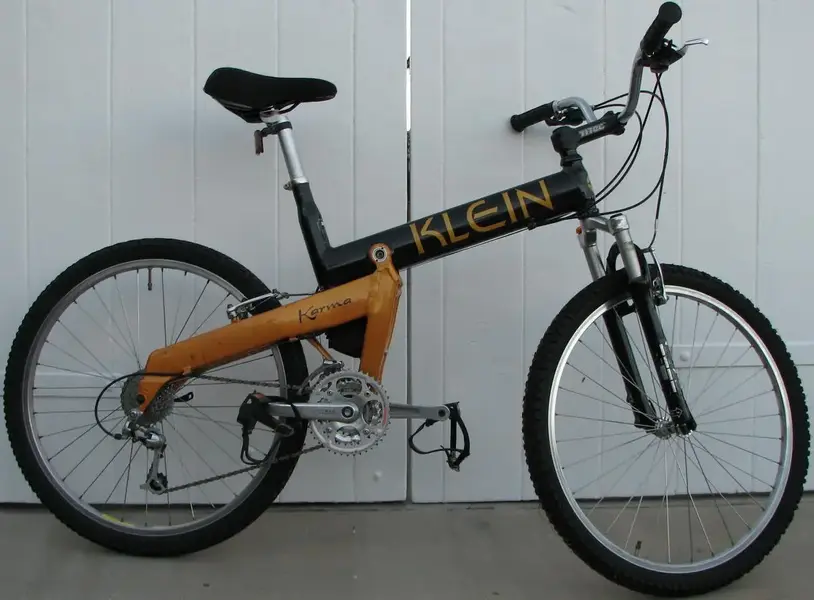 cl_birdandbike005c1200.webp