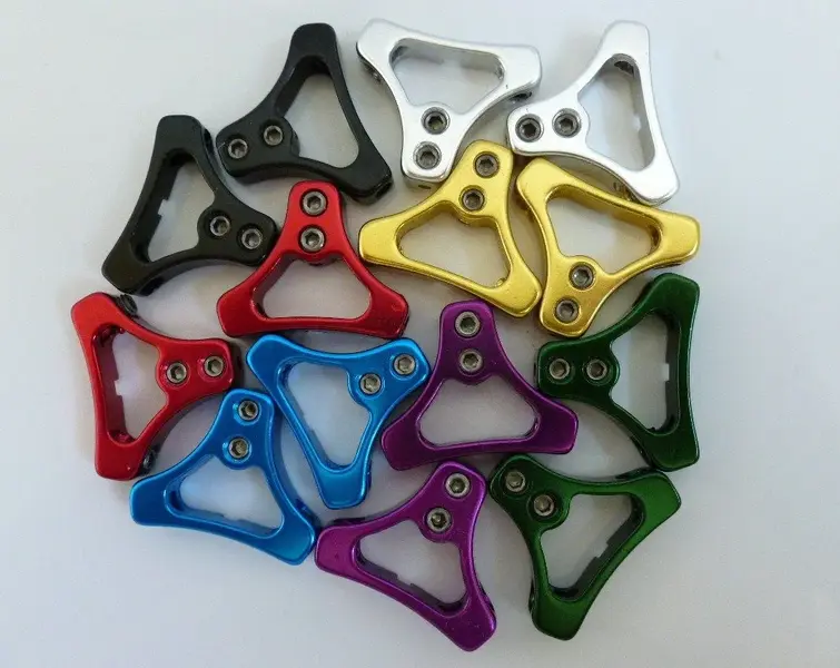 hangers 005.webp