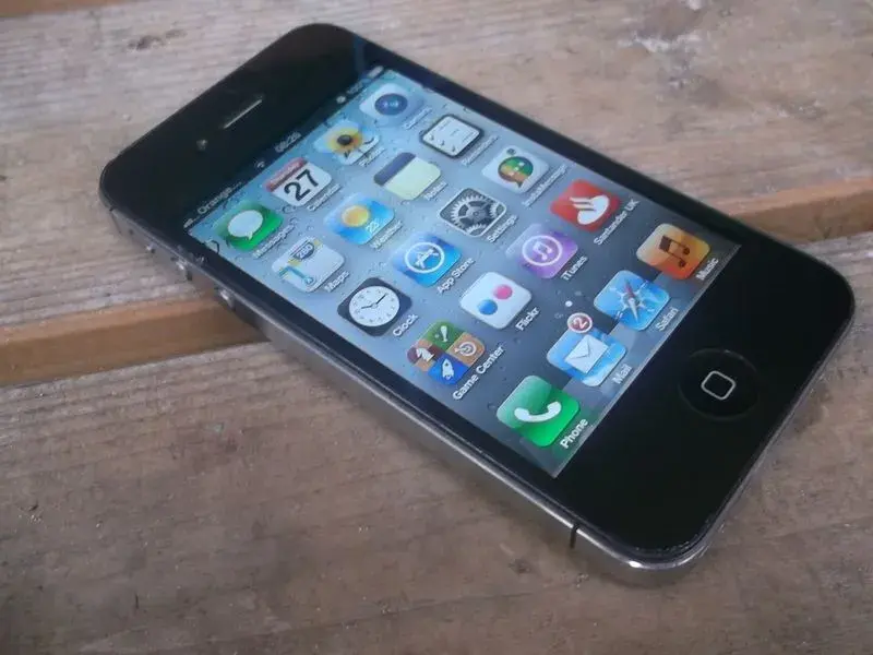 4S2.webp