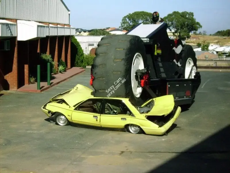 monster-motorbike-1-big.webp