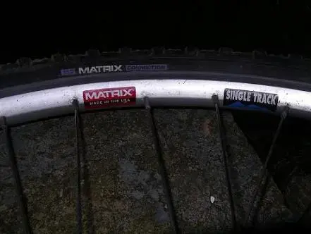 15 Trek OEM Wheelset - Rim + Tyre.webp