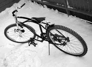 Spooky_Racing_bike.webp