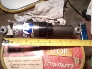 2012-09-29 19.01.09 fox rear shock.webp