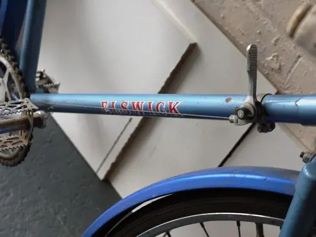 downtube close up.webp