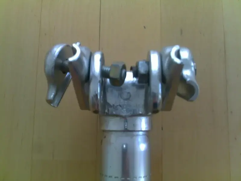 17062012278.webp