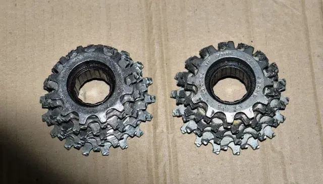 pair of 12=18 freewheels.webp