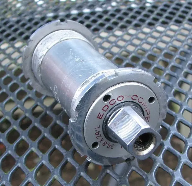 Edco Competition Sealed BB BSC 114mm3.webp