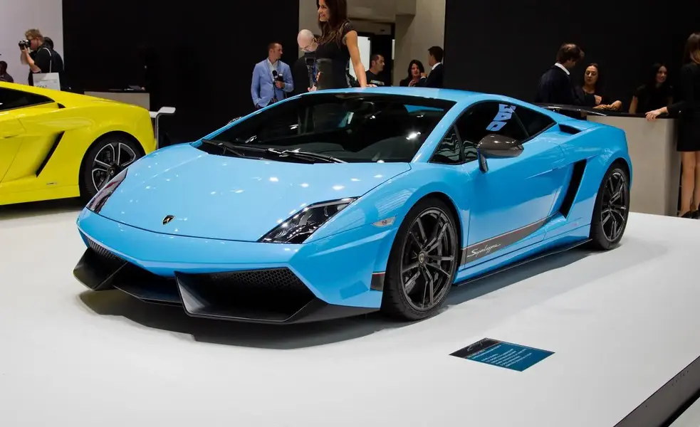 BLUE.webp