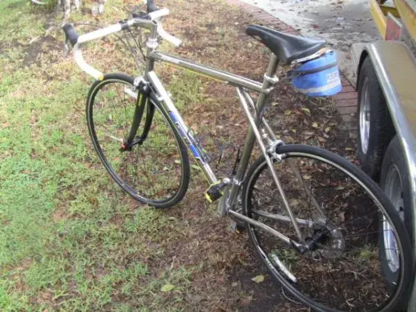 xizang road bike.webp