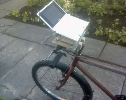 instructables-eee-pc-bicycle-mount.webp