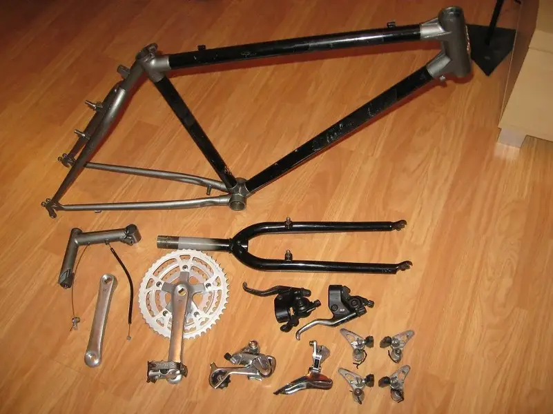 Frame, Forks & Components.webp