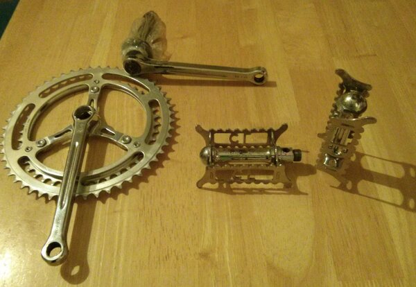Pedals and chainset.jpg