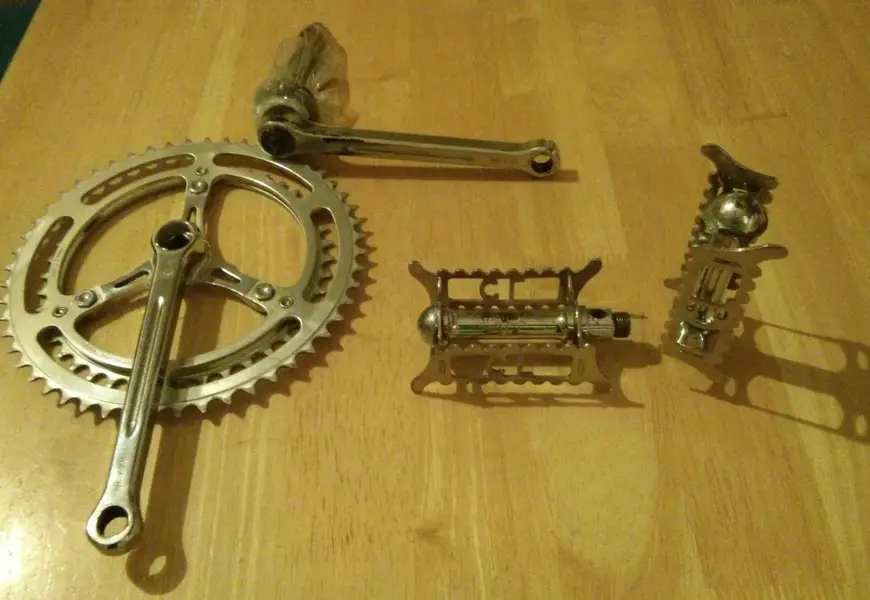 Pedals and chainset.webp