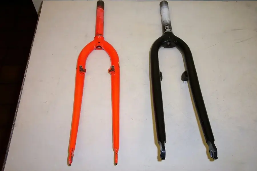 forks front.webp