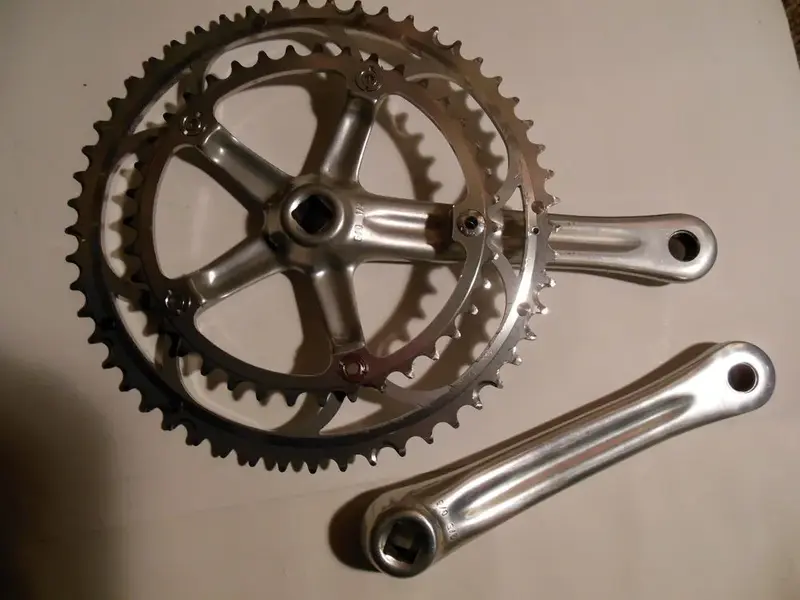 chainset-back.webp