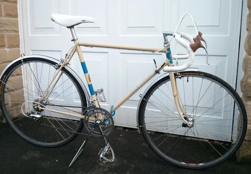 Full bike in the sun.webp