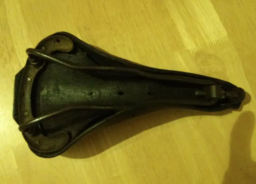 Brooks saddle bottom.webp