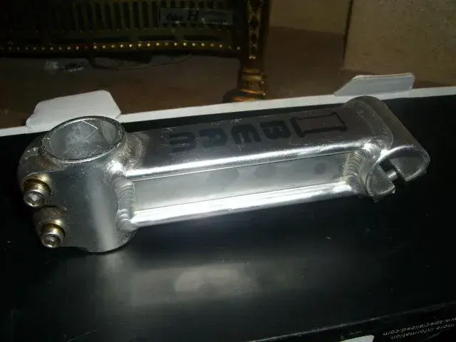 SL704248.webp