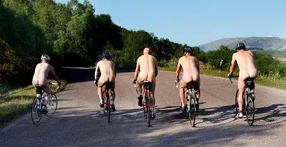 fat_bottomed_men_with_boobs_158.webp