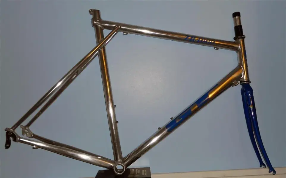 gt frame (Large).webp