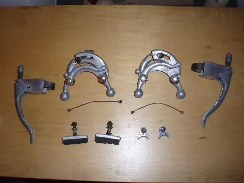 brakes_levers_small.webp
