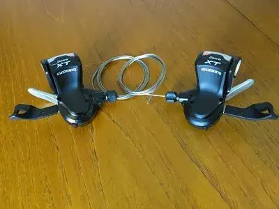 XT shifters.webp
