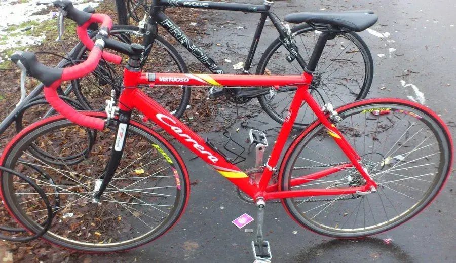 Carrera red.webp
