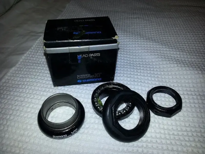 XT 1 headset.webp