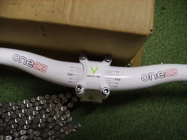 OS bars and stem, chain 002.webp