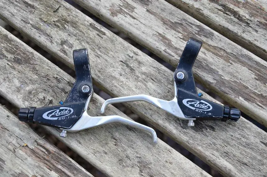 Avid Levers.webp