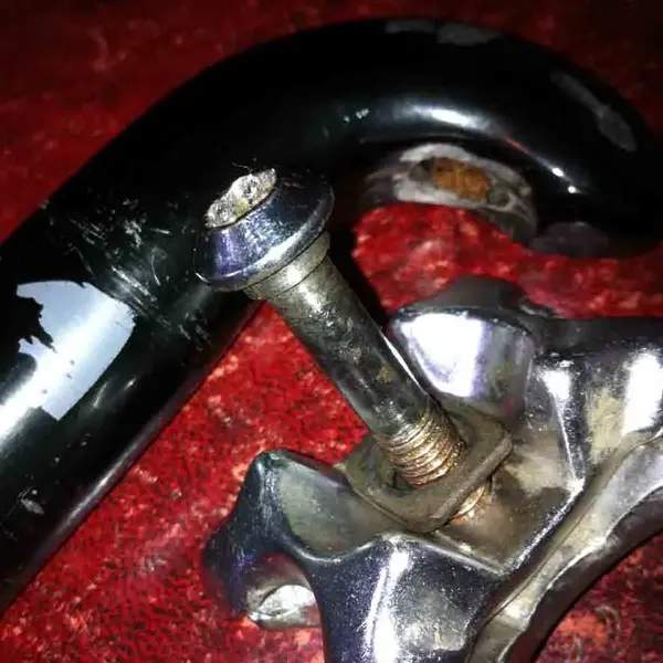 seat bolt.webp