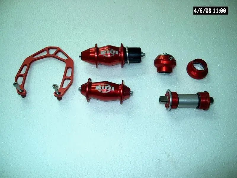Bici Hubs BB Headset BrakeArch.webp