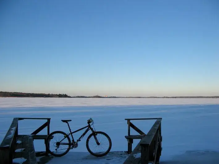 Rockylake.webp