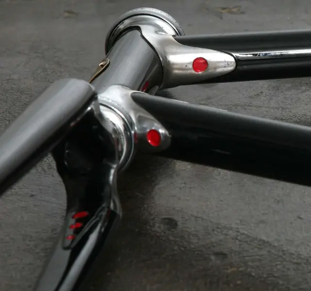 69 Cinelli SC Lug detail 2 web.webp