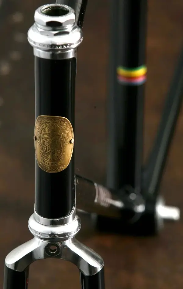 69 Cinelli SC Head Badge web.webp