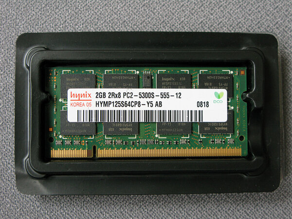 Hynix 2GB PC2-5300 DDR2 667MHz SODIMM RB.jpg