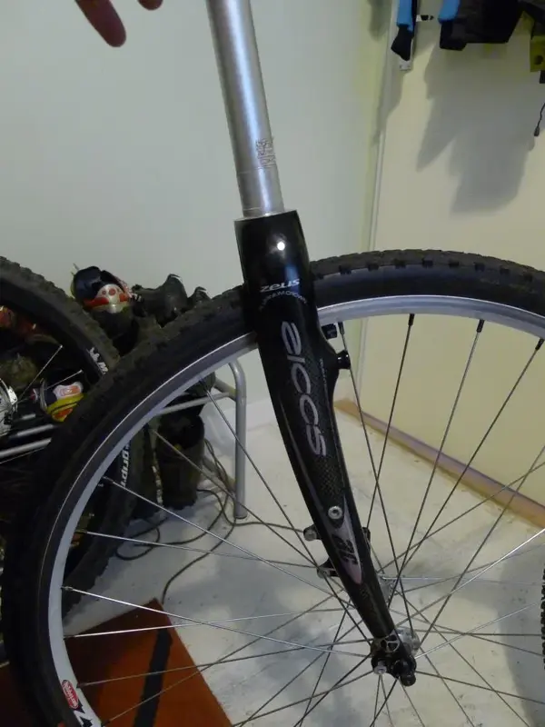 crossfork_tyre35mm 004.webp