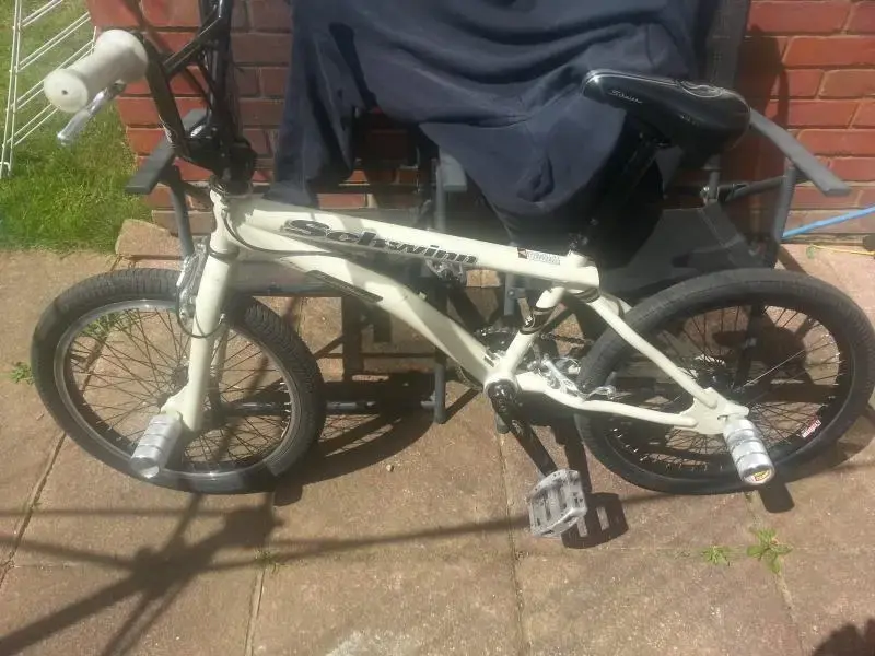 SCHWINN.webp