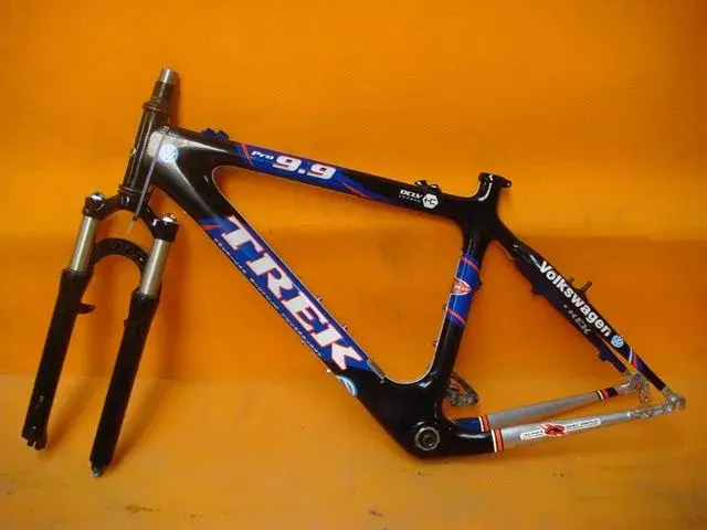 trek 9.9 pro left web.webp
