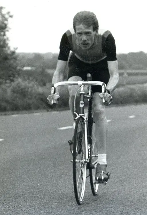 25onJ32in1987.A.webp