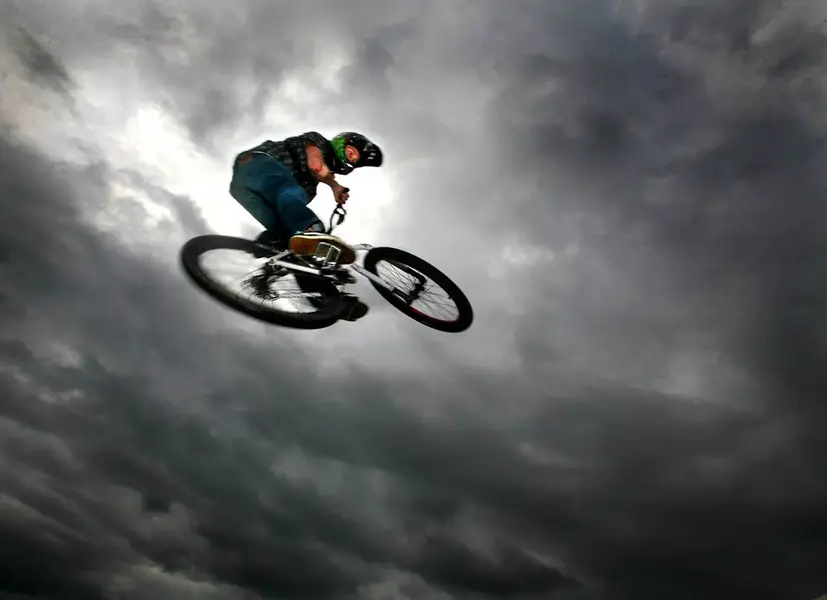 sf.Bike Jumping 1 web.webp