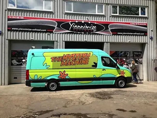 Scooby-Doo-Mystery-Machine-Tour-Van.webp