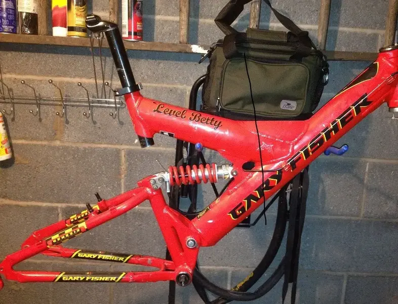 IPHONE bike.webp