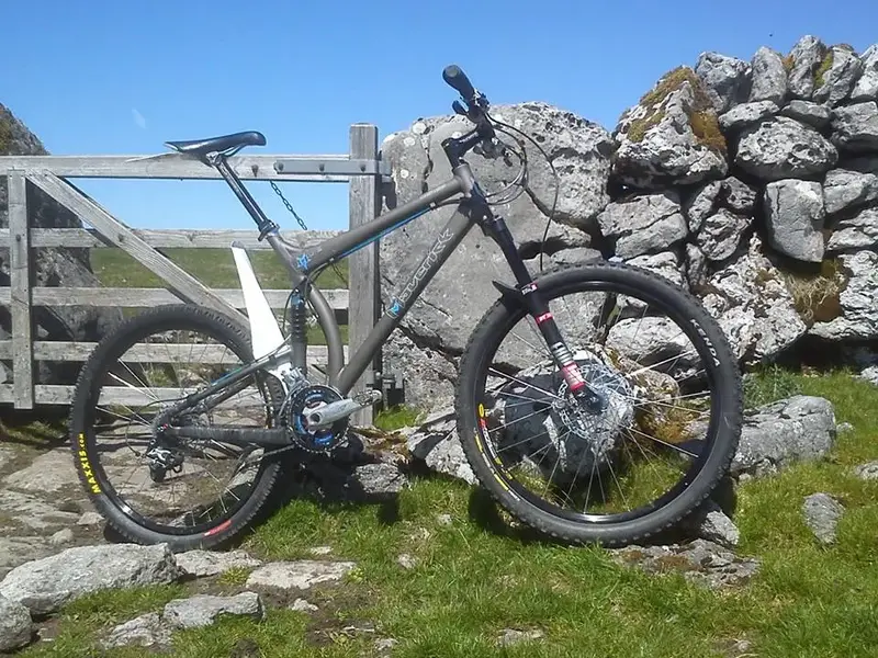 Maverick ML75 above Malham Streetgate.webp