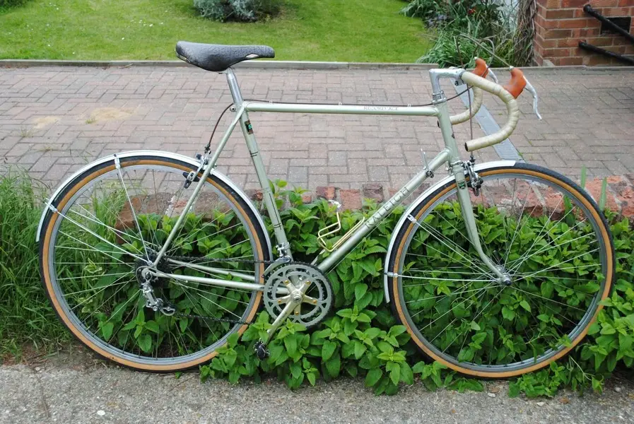 Record Ace rides again.webp