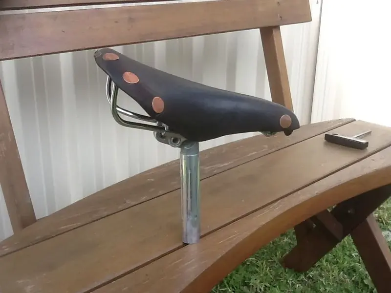 seat and post.webp