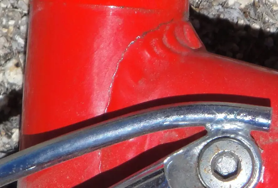 seat tube crack.webp